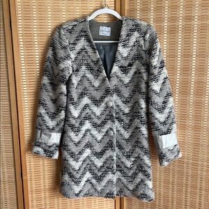 Rinascimento Chic Couture Gray Chevron Coat Small